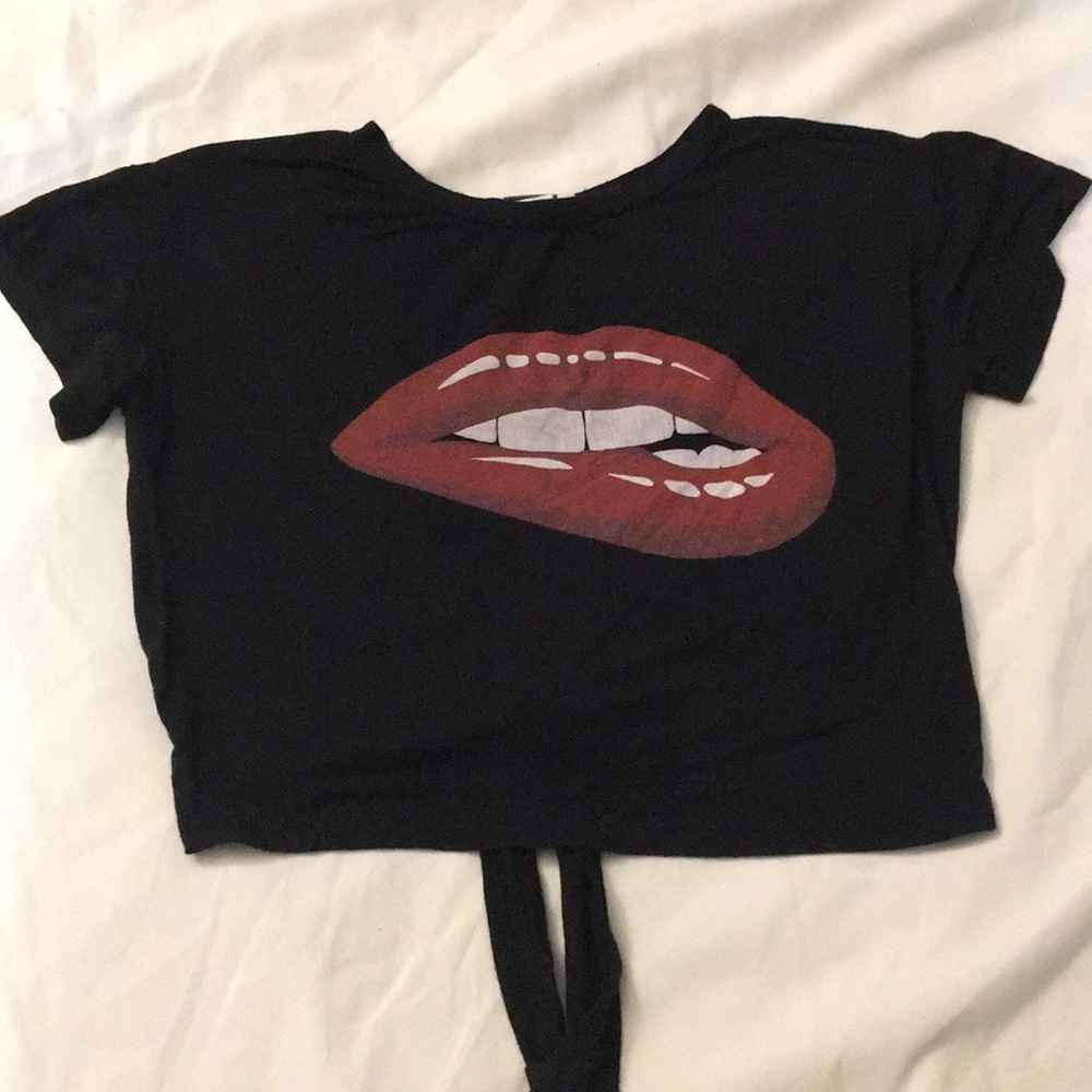 Open back, lip decal shirt size medium